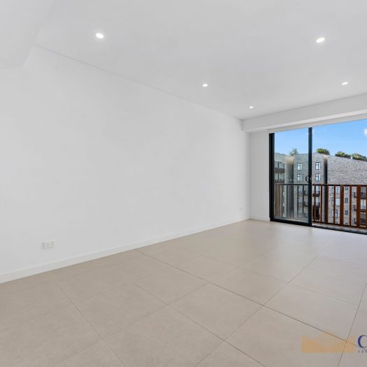 802 / 105 Dalmeny Avenue, Rosebery