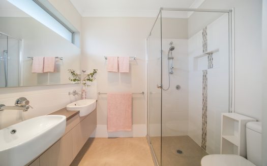 64 Pendergast Avenue, MINTO