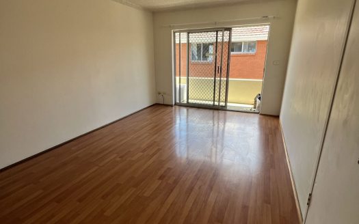 3 / 121 Longfield Street, CABRAMATTA