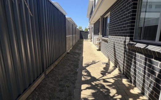 2 / 5 McMillian Circuit, NORTH KELLYVILLE