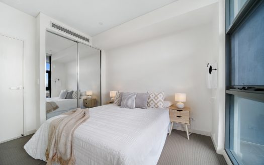 641 / 2 Nipper Street, HOMEBUSH